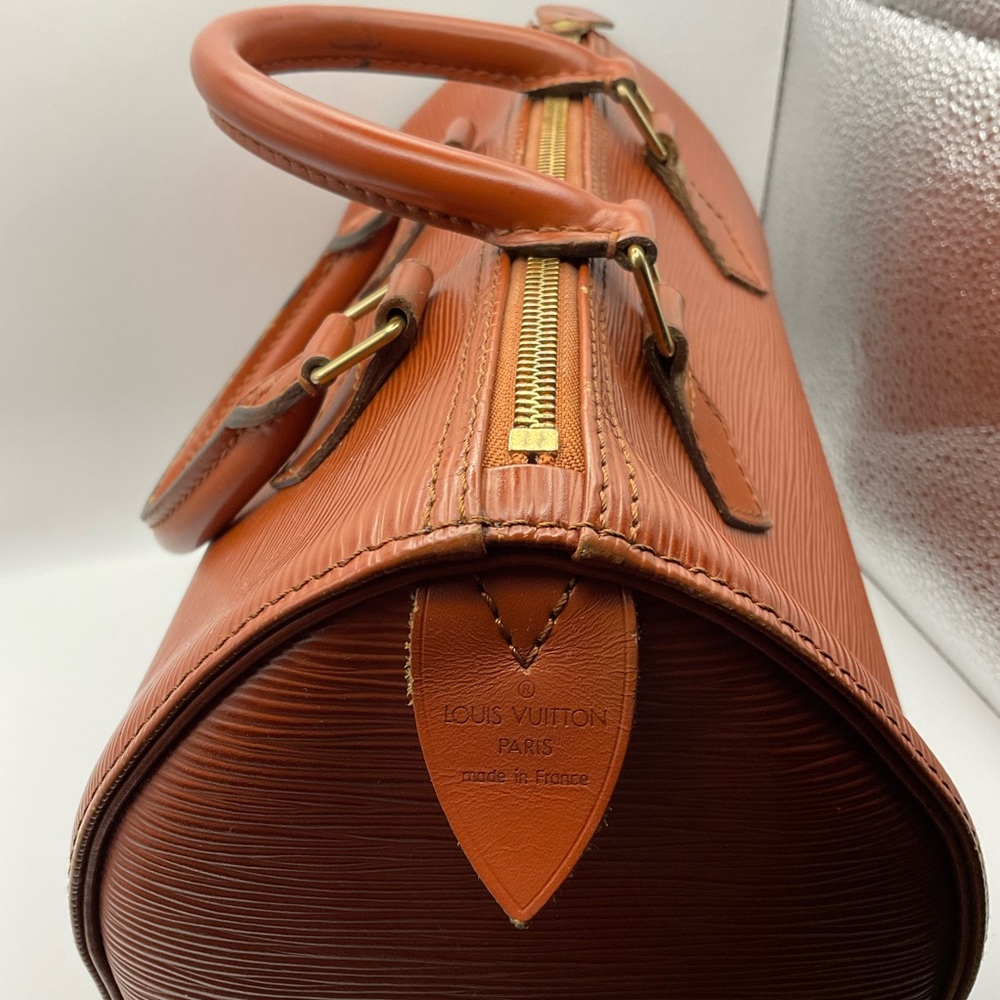Louis Vuitton Epi cognac leather Speedy 25 W/ LV LOCK AND KEY. - Picture 6 of 12
